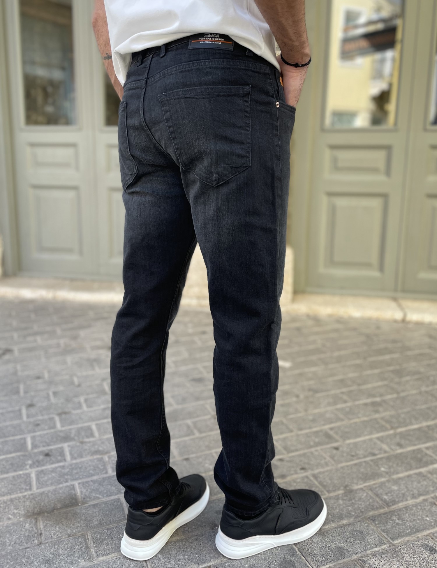 Ανδρικό μαύρο ξεβαμμένο πεντάτσεπο τζιν παντελόνι ίσιο με κουμπιά 3LN2022 φωτογραφία